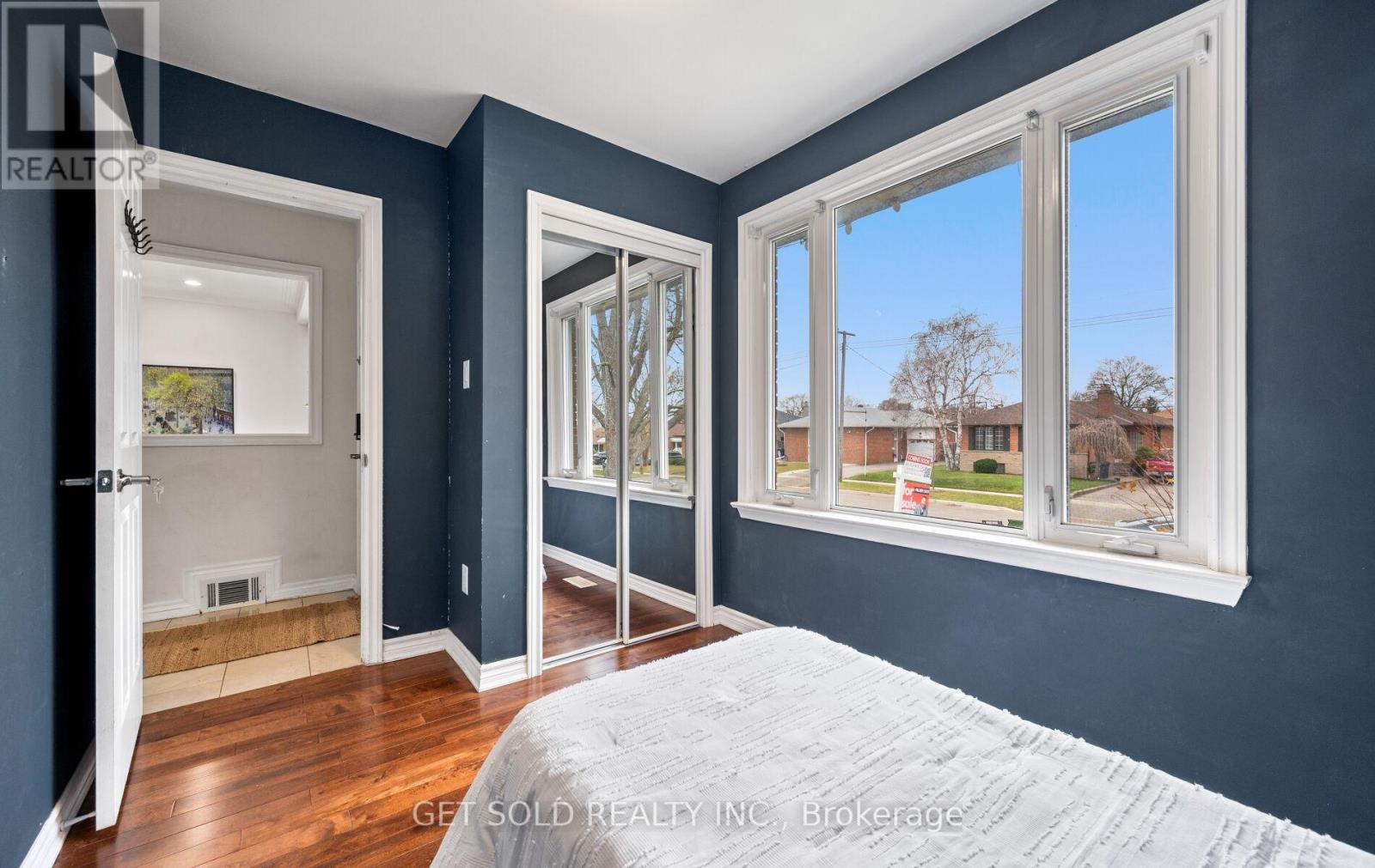 19 Ixworth Road, Toronto, Ontario  M9W 4R7 - Photo 21 - W12589698