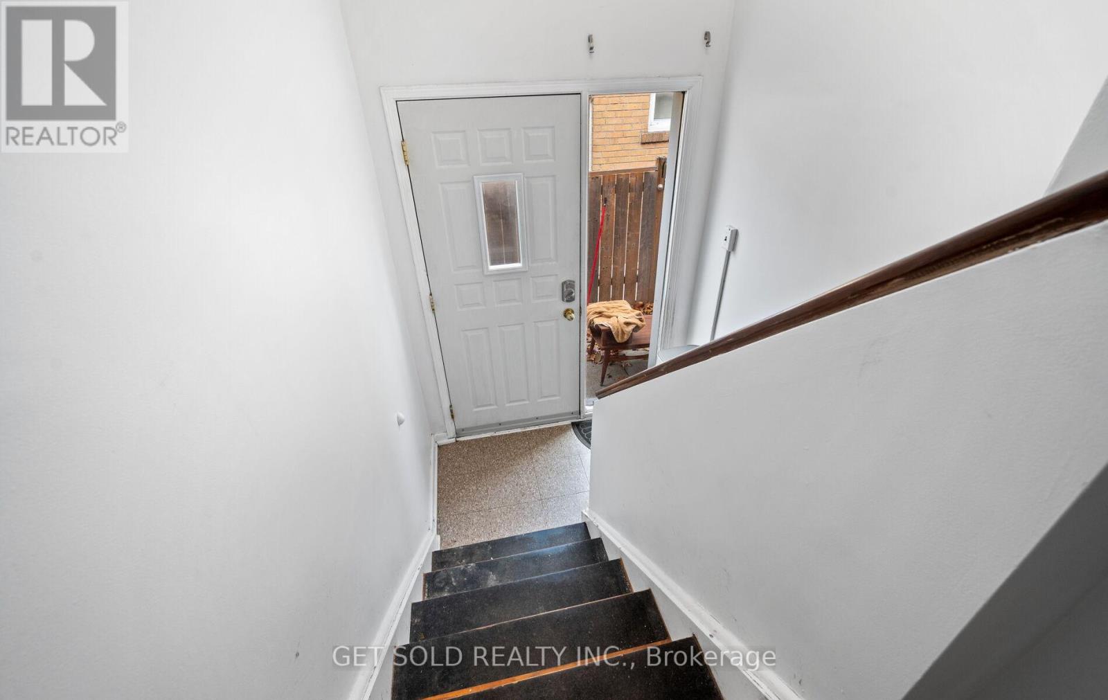 19 Ixworth Road, Toronto, Ontario  M9W 4R7 - Photo 24 - W12589698