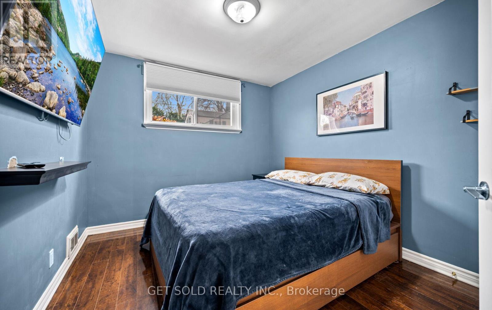 19 Ixworth Road, Toronto, Ontario  M9W 4R7 - Photo 32 - W12589698