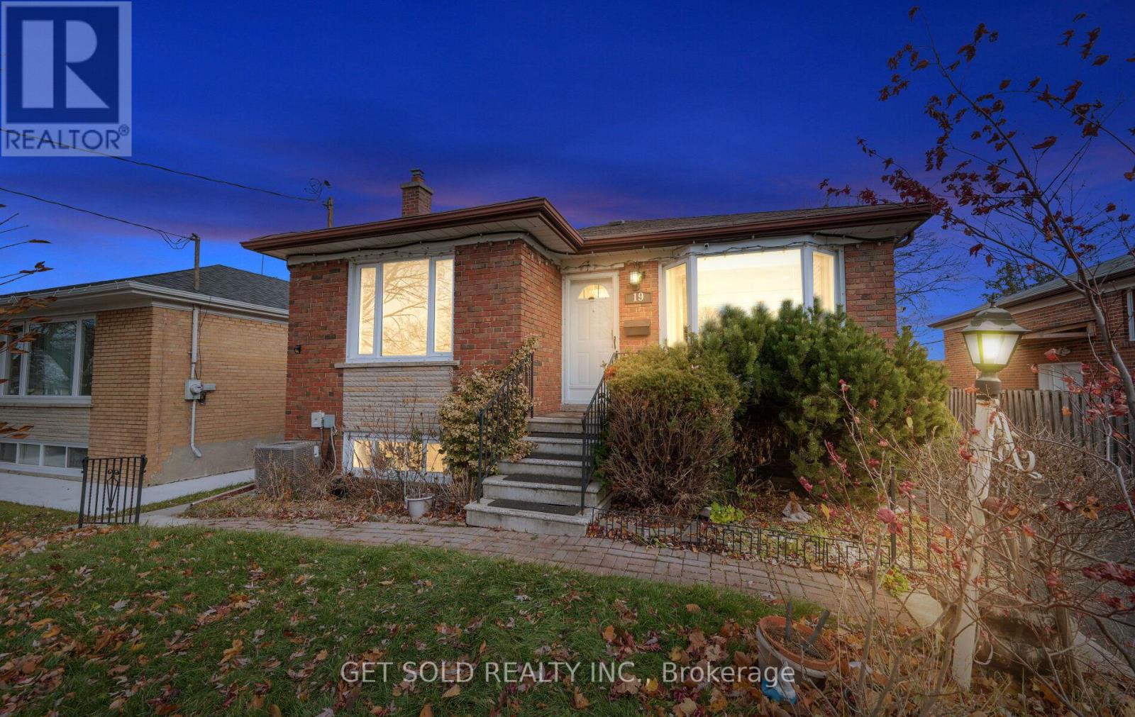 19 Ixworth Road, Toronto, Ontario  M9W 4R7 - Photo 44 - W12589698