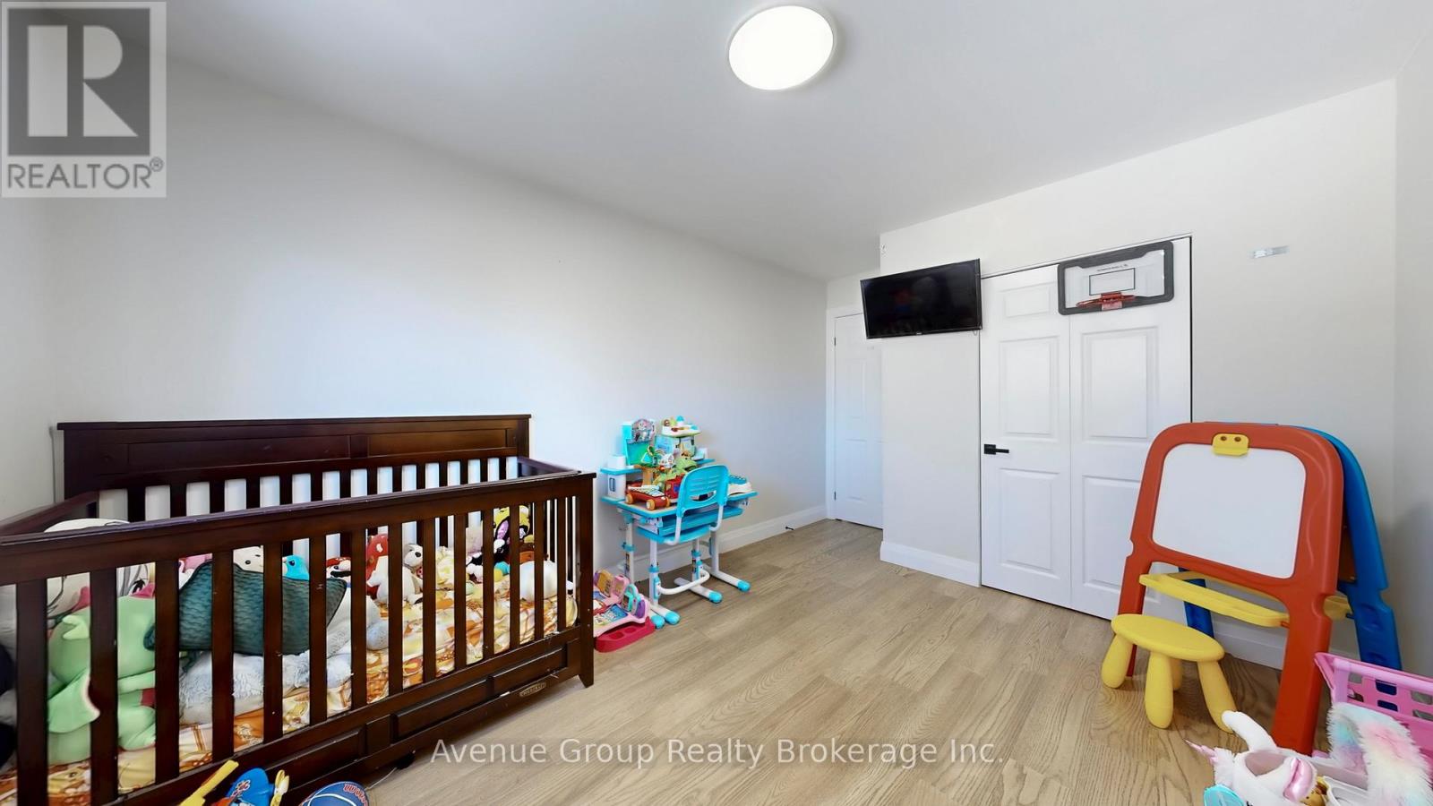 98 Topcliff Avenue, Toronto, Ontario  M3N 1L8 - Photo 19 - W12589736