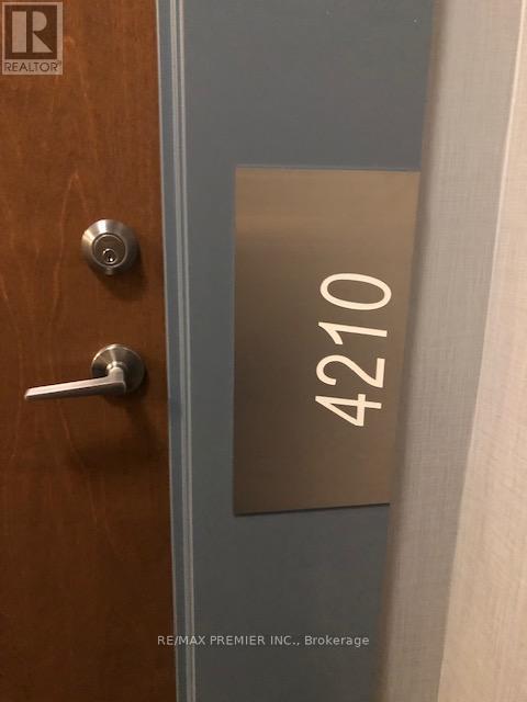 4210 - 2212 LAKE SHORE BOULEVARD W, Toronto, Ontario