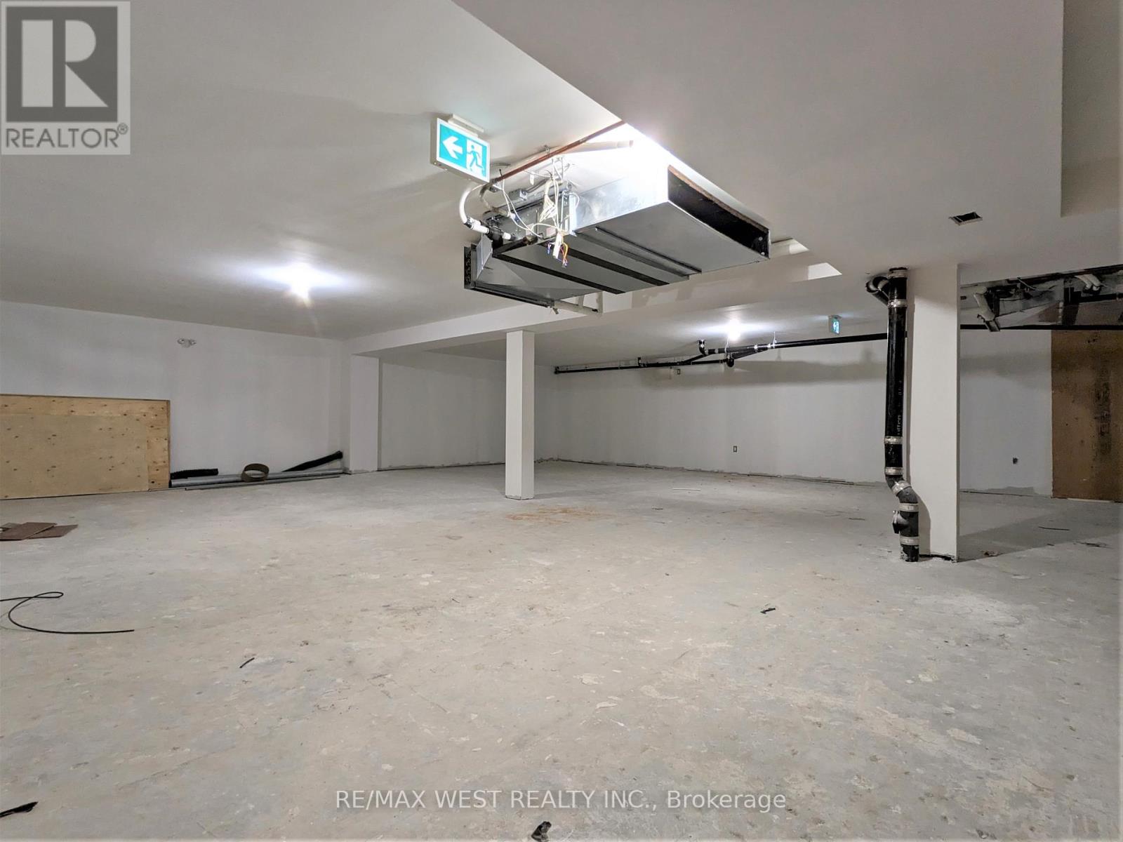 Ll1 - 2920 Dufferin Street, Toronto, Ontario  M6B 3S8 - Photo 16 - W12589788