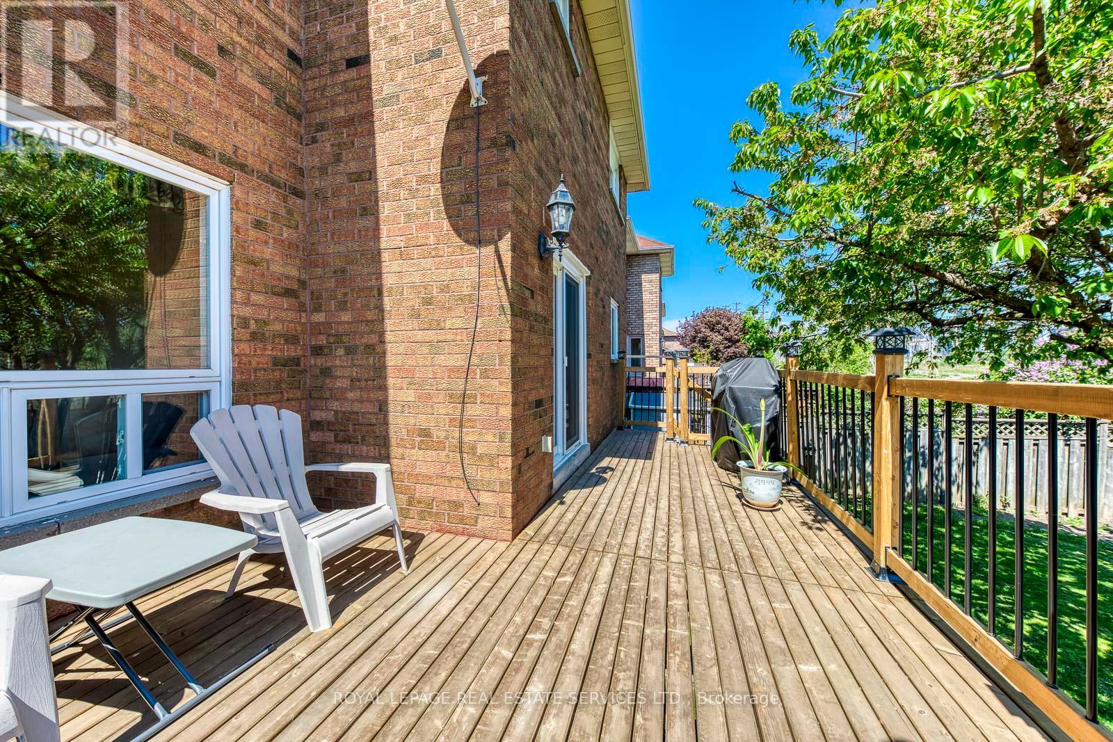 4370 Goldenrod Crescent, Mississauga, Ontario  L5V 1E3 - Photo 36 - W12589800