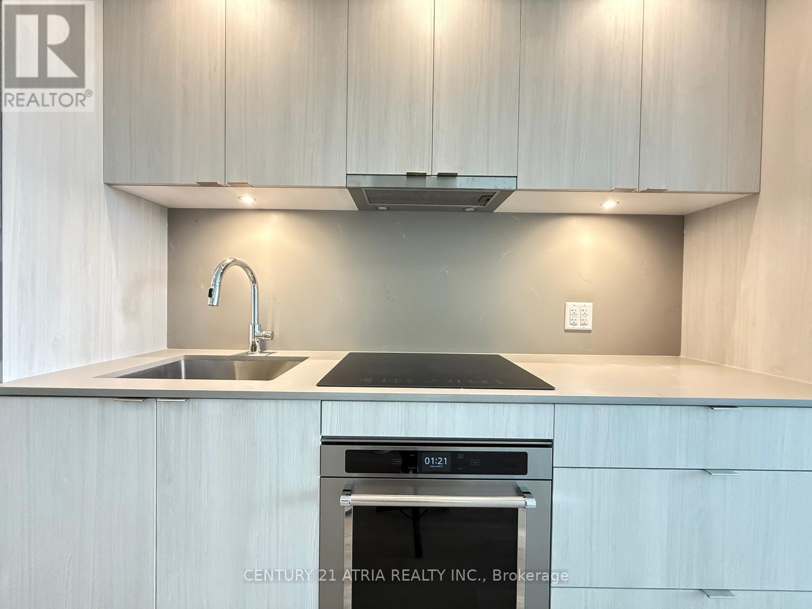 513 - 259 The Kingsway, Toronto, Ontario  M9A 0G2 - Photo 3 - W12589808