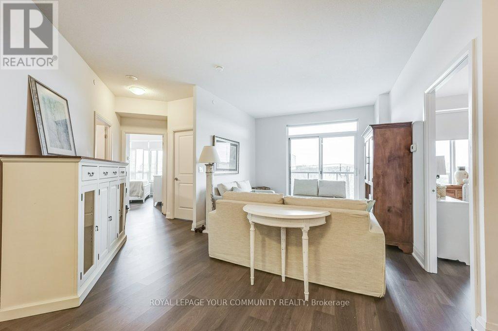 413 - 25 Fontenay Court, Toronto, Ontario  M9A 0C4 - Photo 9 - W12589816