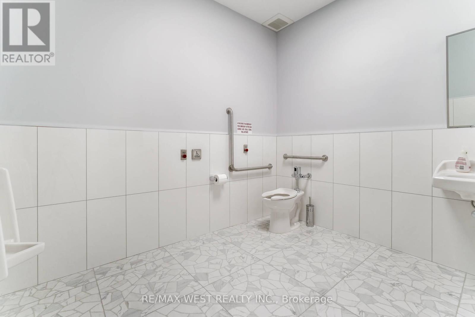 20 (13) - 7956 Torbram Road, Brampton, Ontario  L6T 5A2 - Photo 24 - W12589826