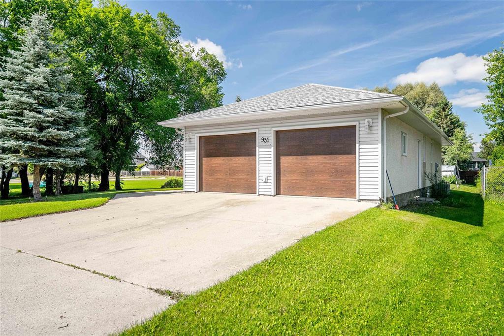 931 Main Street, Steinbach, Manitoba  R5G 1Z9 - Photo 33 - 202529283