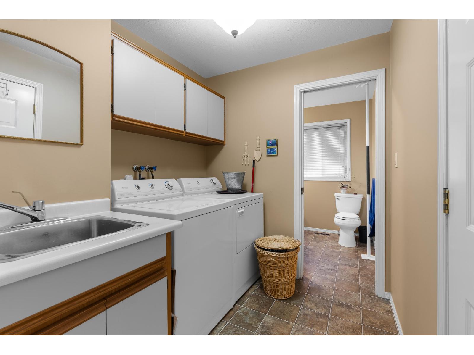 32178 Clinton Avenue, Abbotsford, British Columbia V2T 5B5 - Photo 18 - R3070853