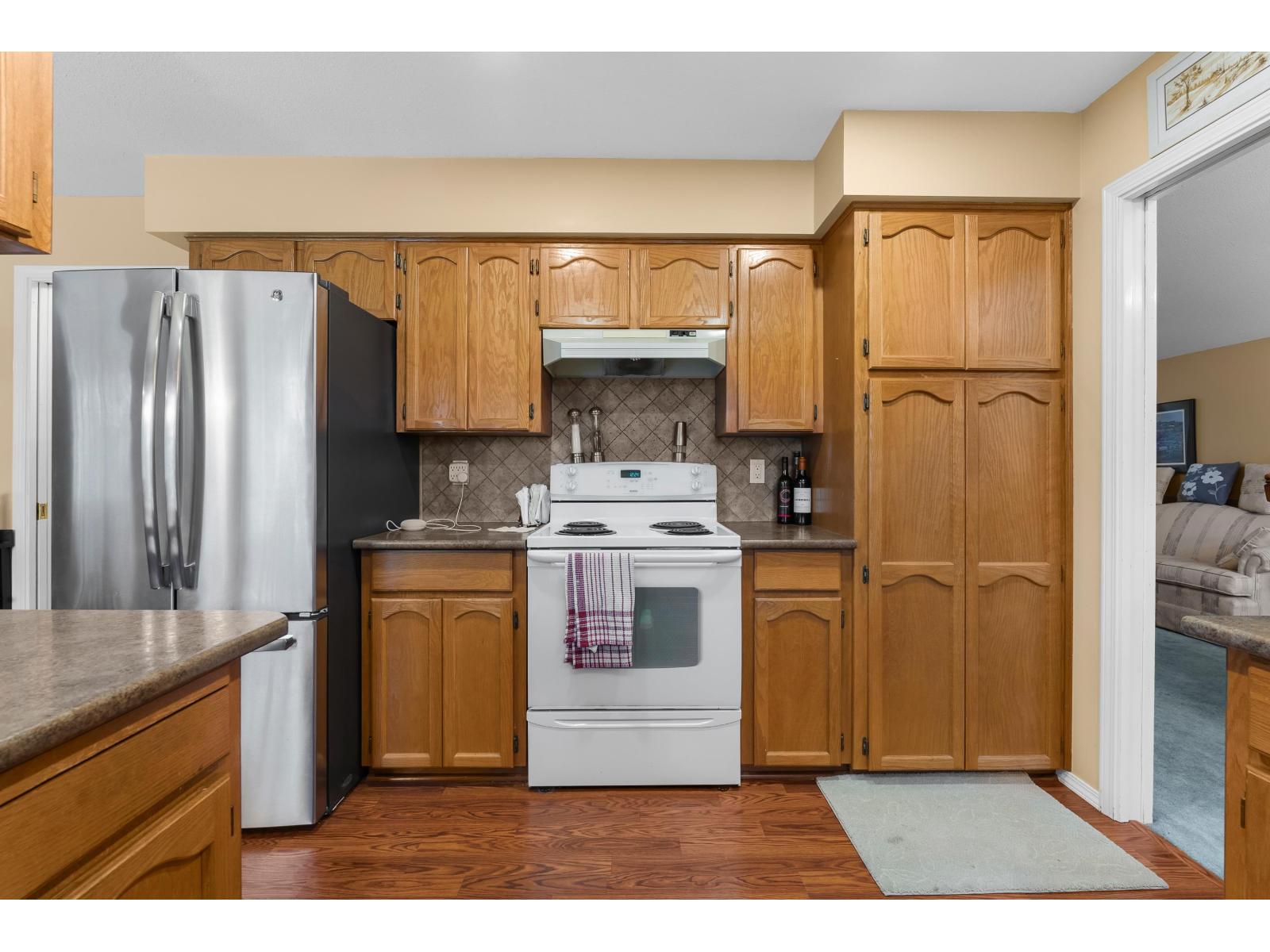 32178 Clinton Avenue, Abbotsford, British Columbia V2T 5B5 - Photo 12 - R3070853