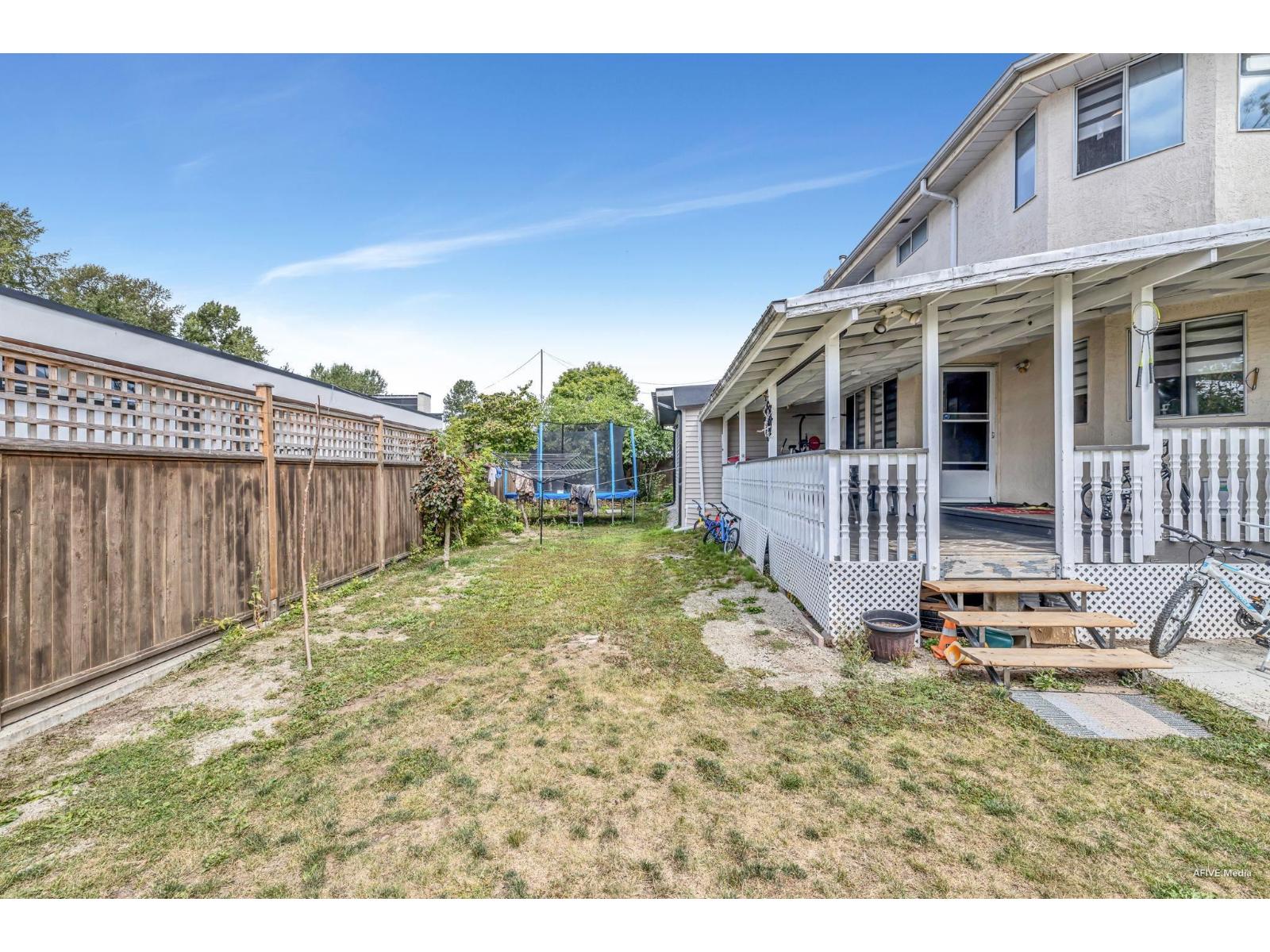 8727 142a Street, Surrey, British Columbia  V3W 4G4 - Photo 35 - R3070667