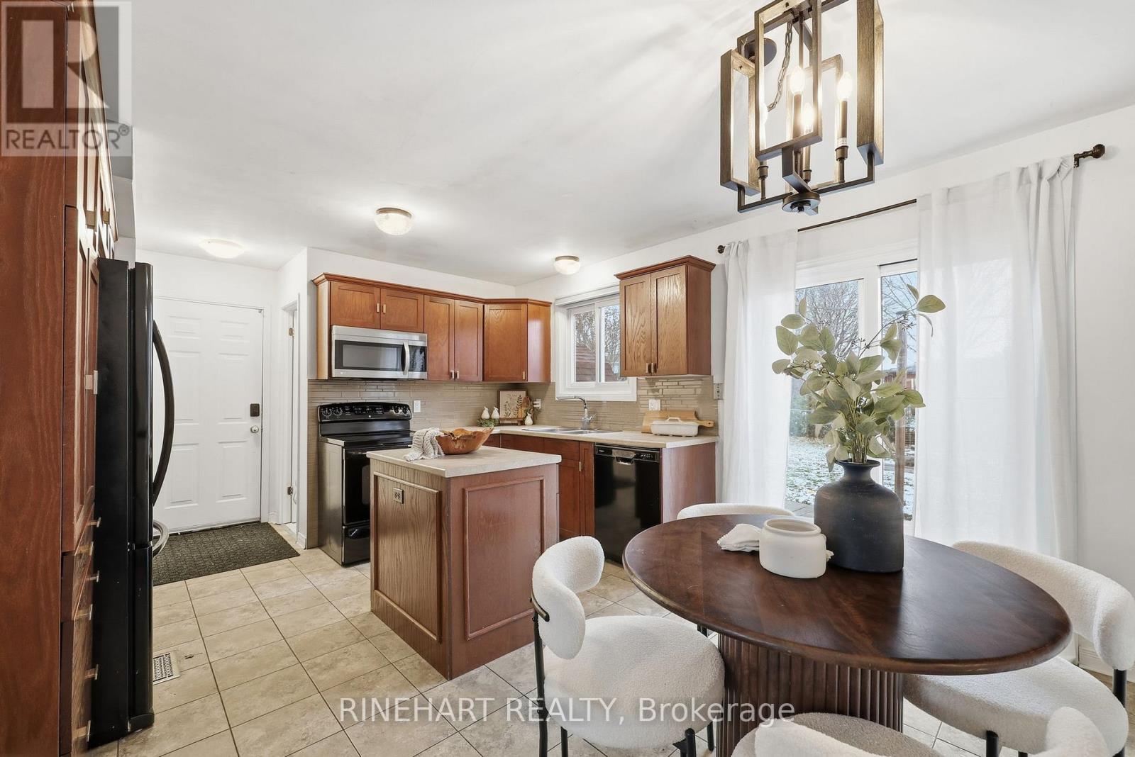 452 Stockton Street, London South, Ontario  N6C 3B7 - Photo 14 - X12589836