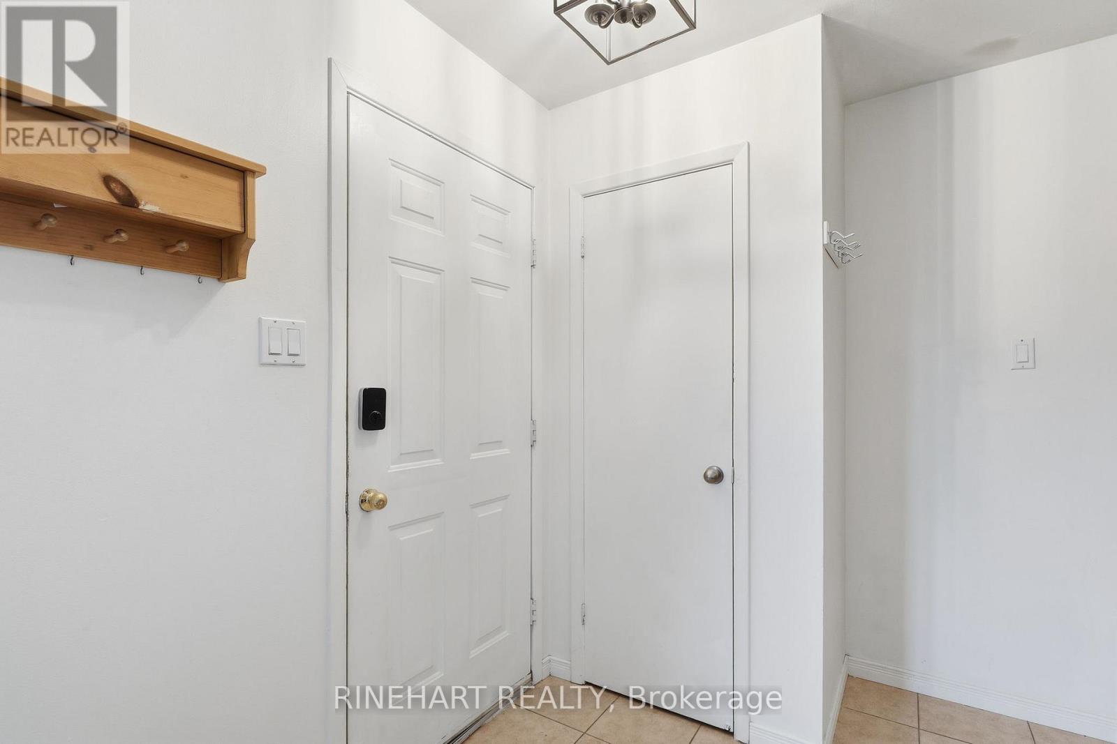 452 Stockton Street, London South, Ontario  N6C 3B7 - Photo 6 - X12589836