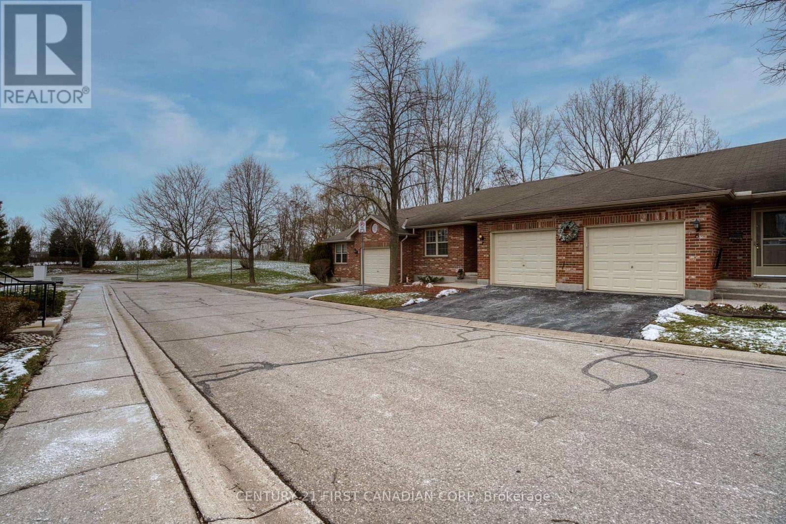 7 - 80 Centre Street, London South, Ontario  N6J 1T5 - Photo 2 - X12589862