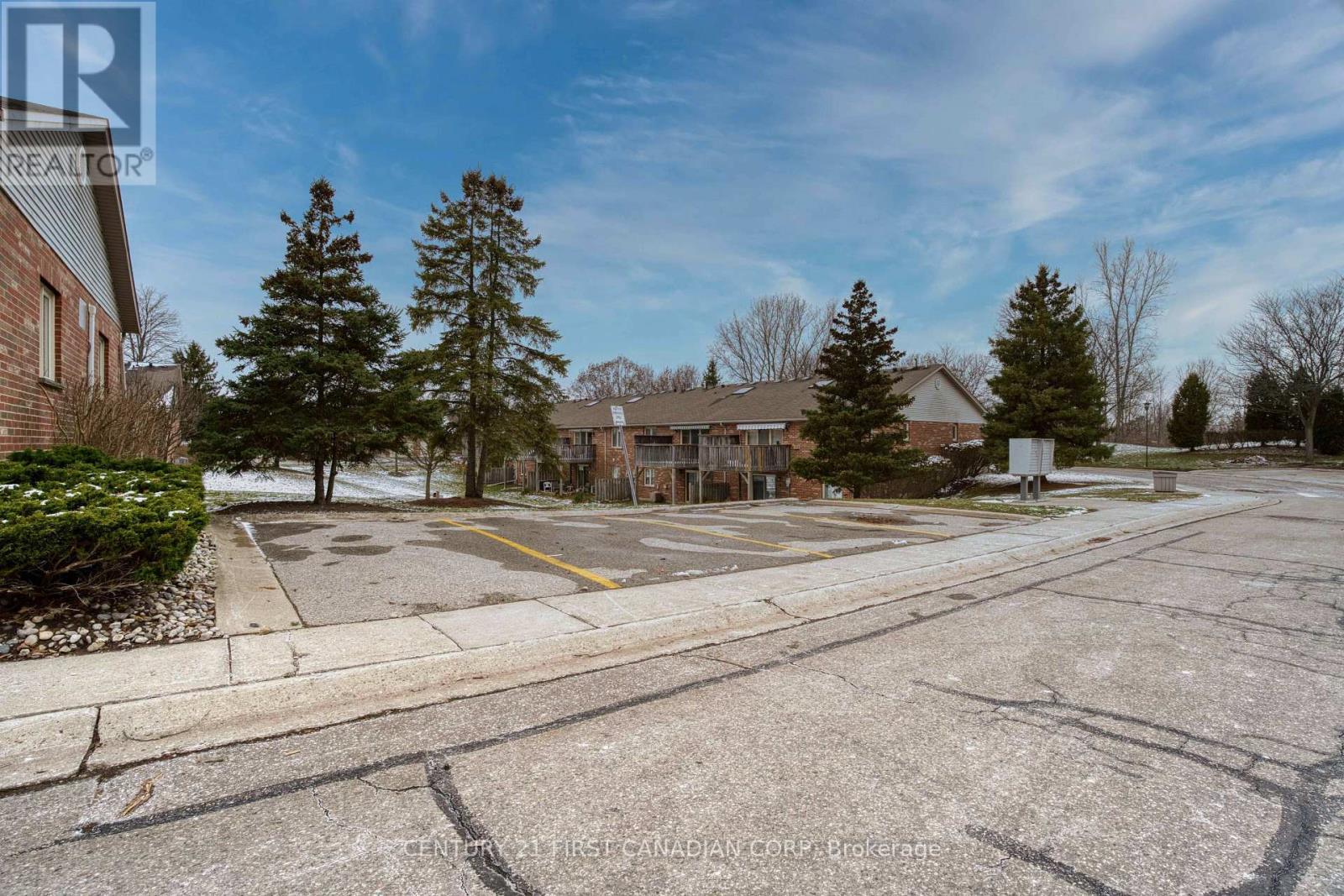 7 - 80 Centre Street, London South, Ontario  N6J 1T5 - Photo 41 - X12589862