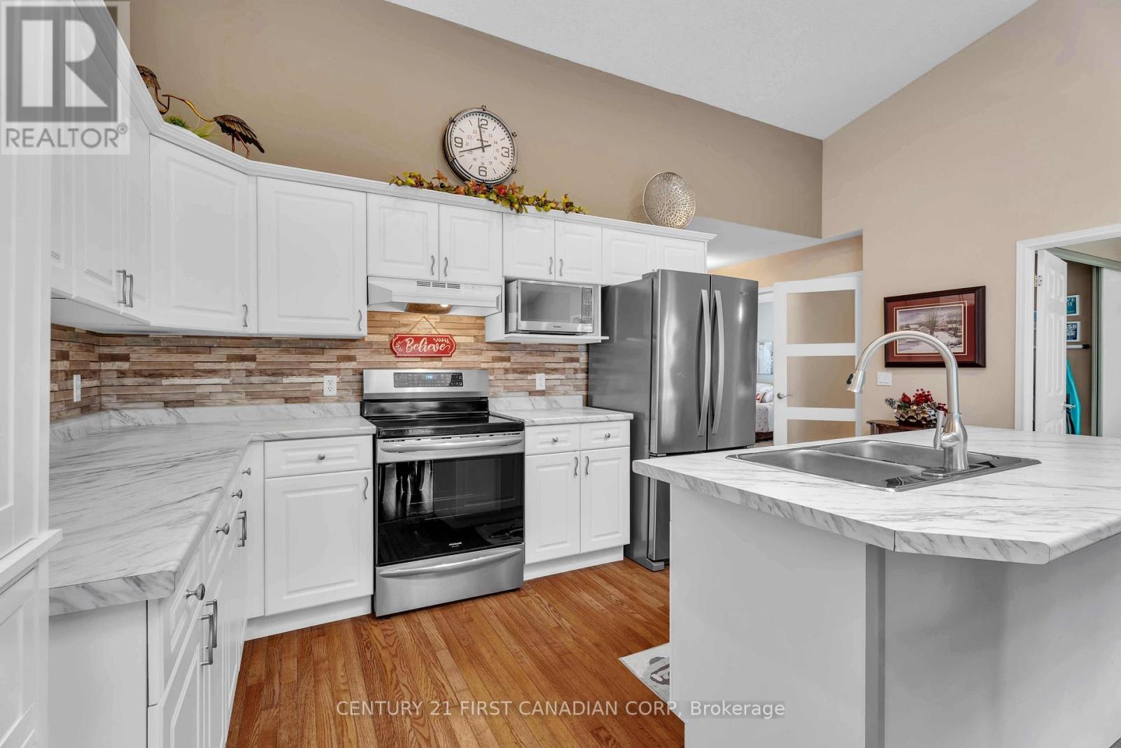 7 - 80 Centre Street, London South, Ontario  N6J 1T5 - Photo 9 - X12589862