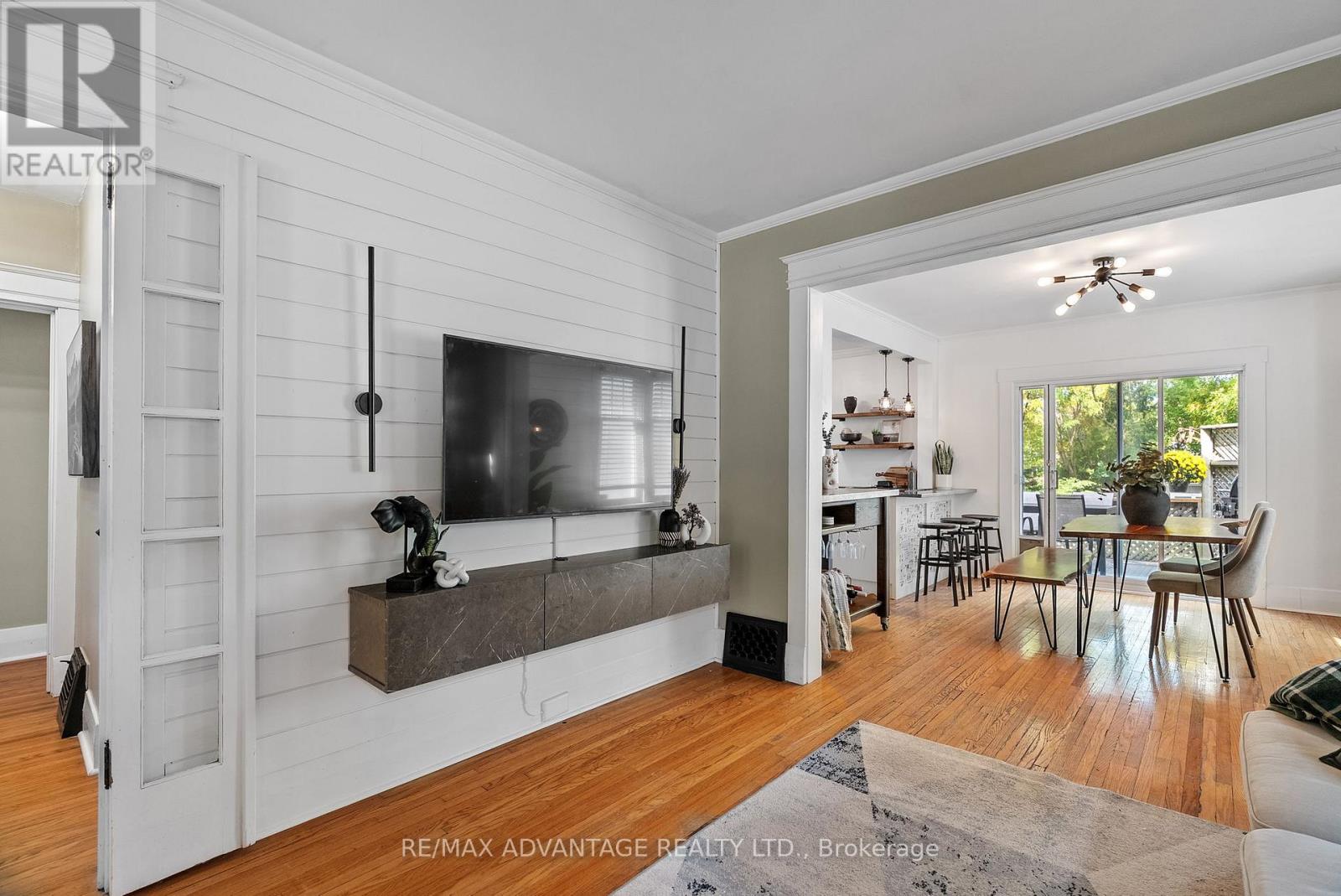 74 Emery Street E, London South, Ontario  N6C 2C8 - Photo 11 - X12590004