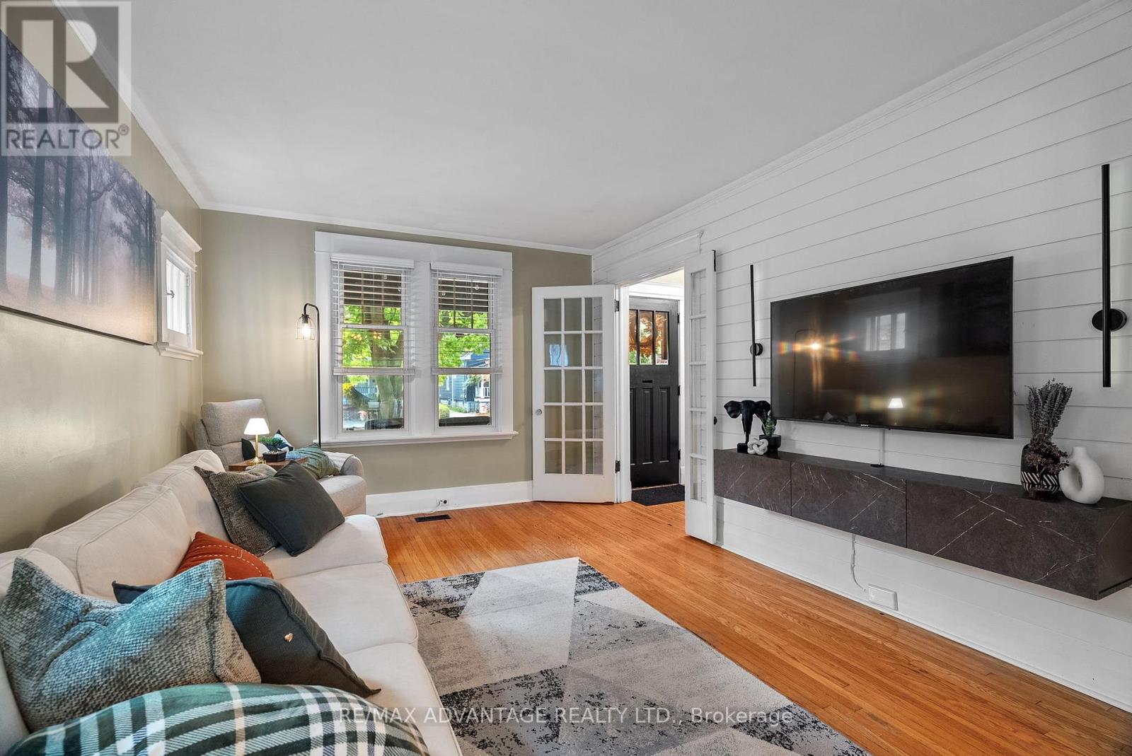 74 Emery Street E, London South, Ontario  N6C 2C8 - Photo 13 - X12590004