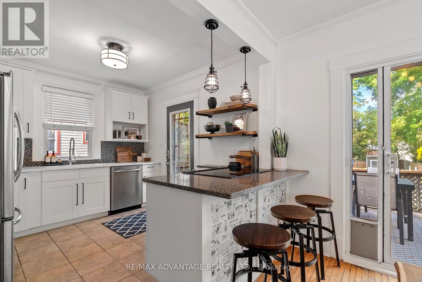 74 Emery Street E, London South, Ontario  N6C 2C8 - Photo 16 - X12590004