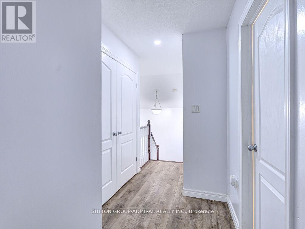 31 Palacebeach Trail, Hamilton, Ontario  L8E 0B9 - Photo 39 - X12589674