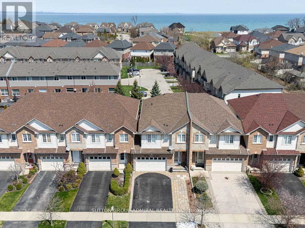 31 Palacebeach Trail, Hamilton, Ontario  L8E 0B9 - Photo 47 - X12589674