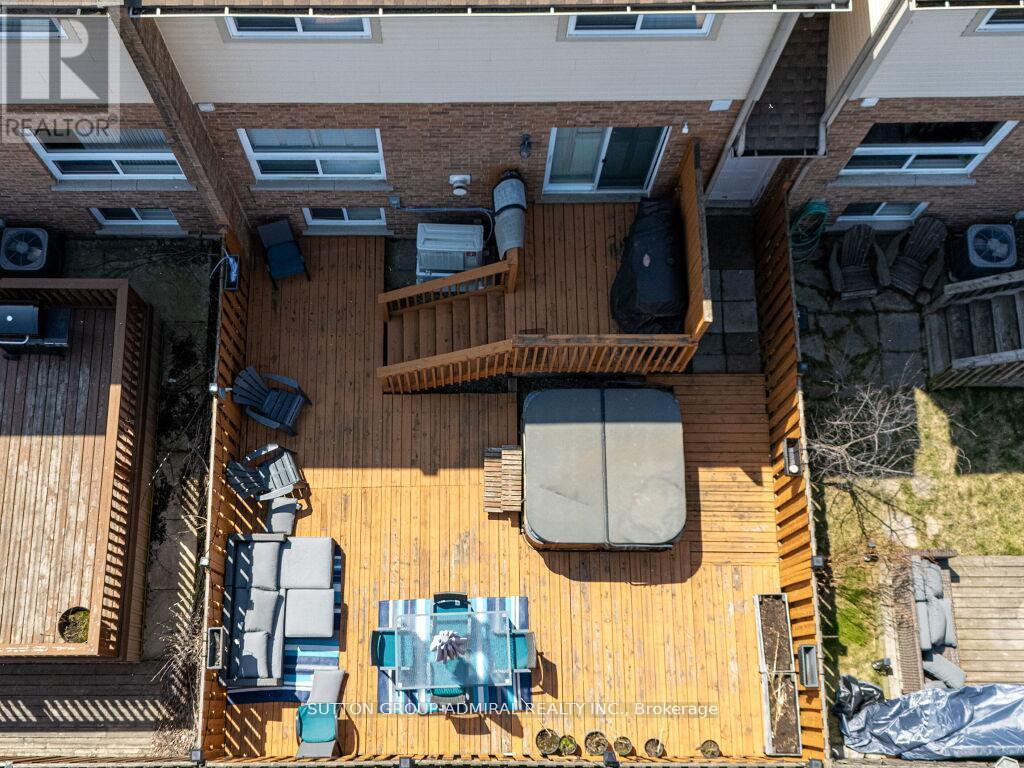 31 Palacebeach Trail, Hamilton, Ontario  L8E 0B9 - Photo 49 - X12589674