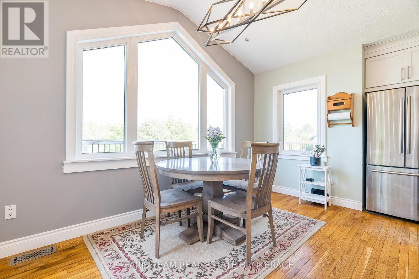 735519 West Back Line, West Grey, Ontario  N0C 1H0 - Photo 10 - X12589746