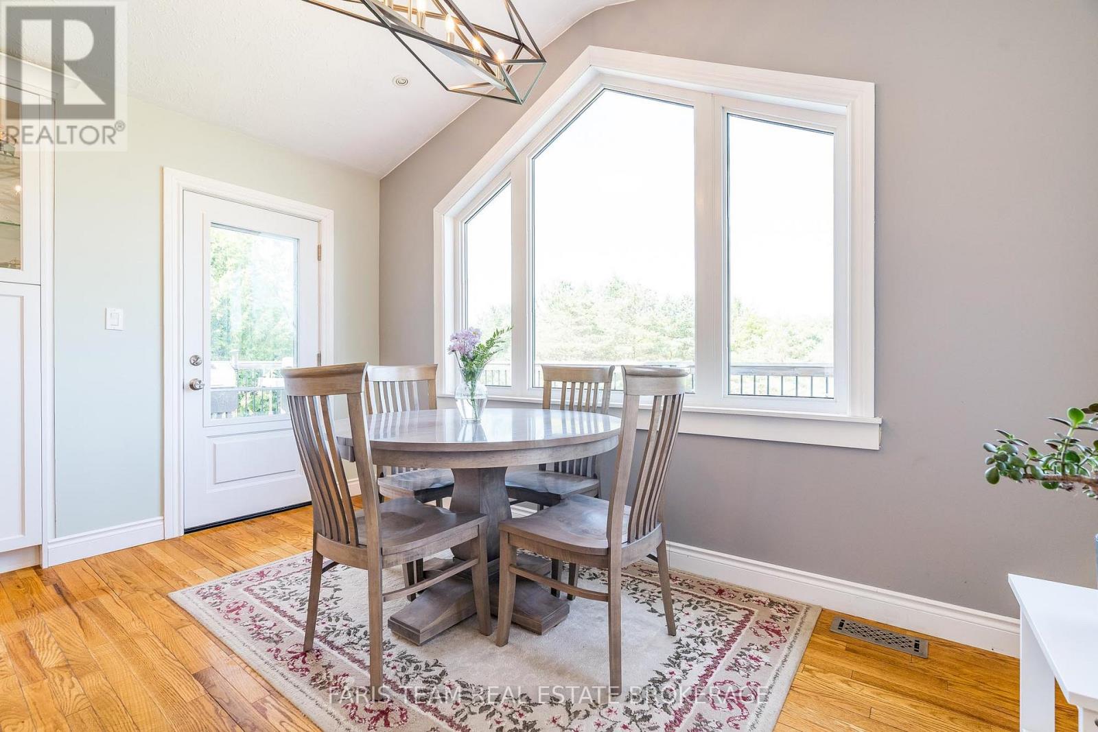 735519 West Back Line, West Grey, Ontario  N0C 1H0 - Photo 11 - X12589746