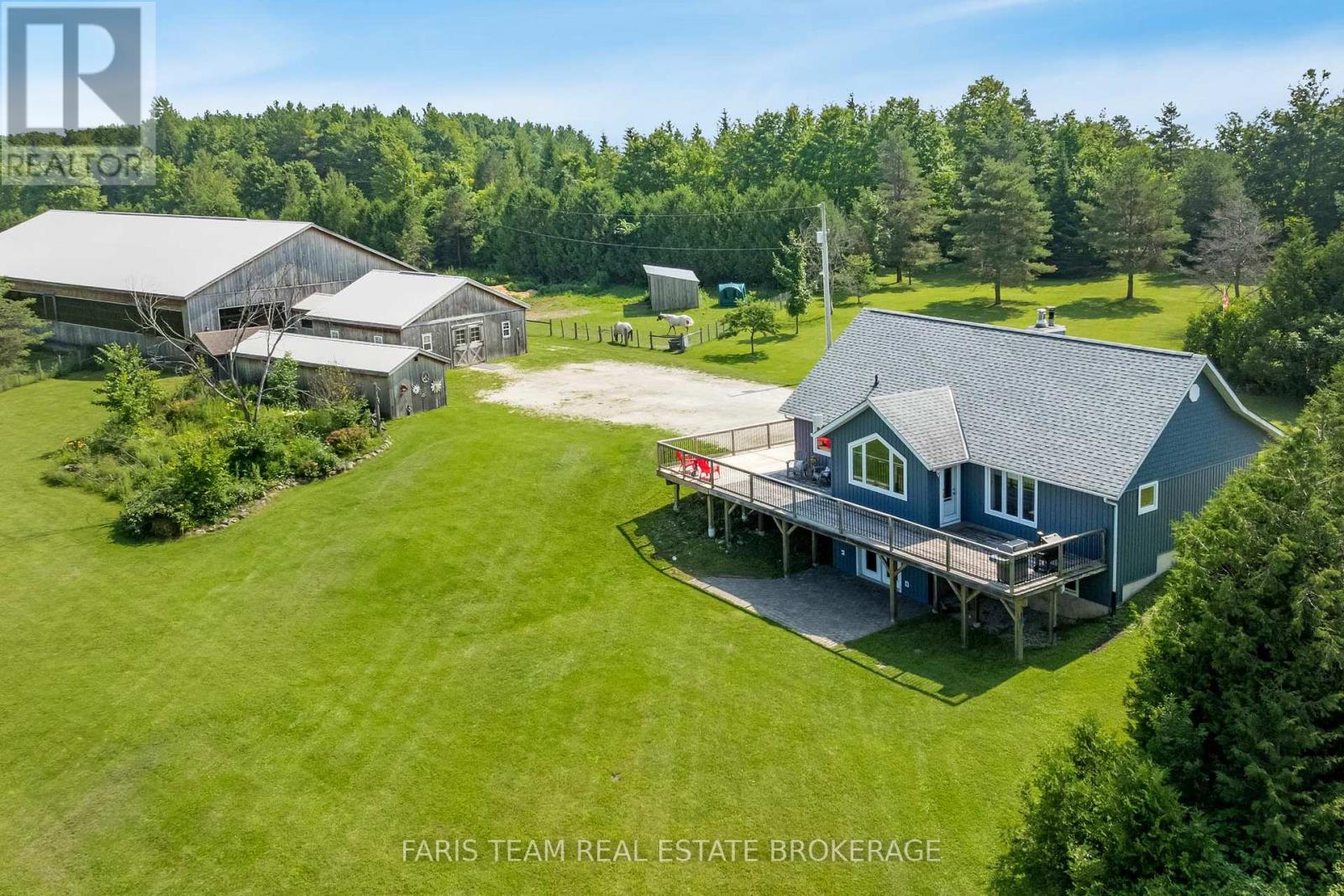 735519 West Back Line, West Grey, Ontario  N0C 1H0 - Photo 2 - X12589746