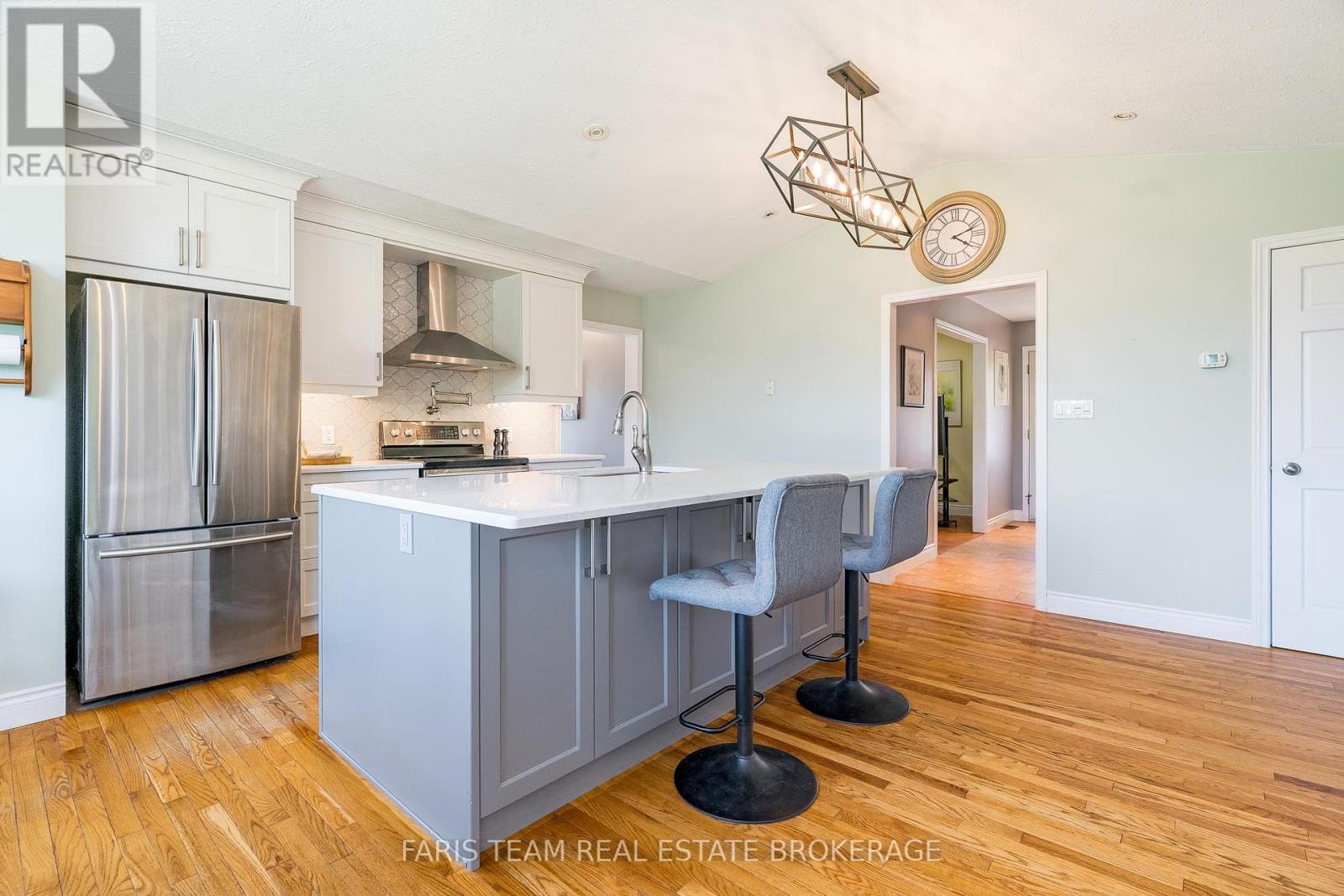 735519 West Back Line, West Grey, Ontario  N0C 1H0 - Photo 6 - X12589746