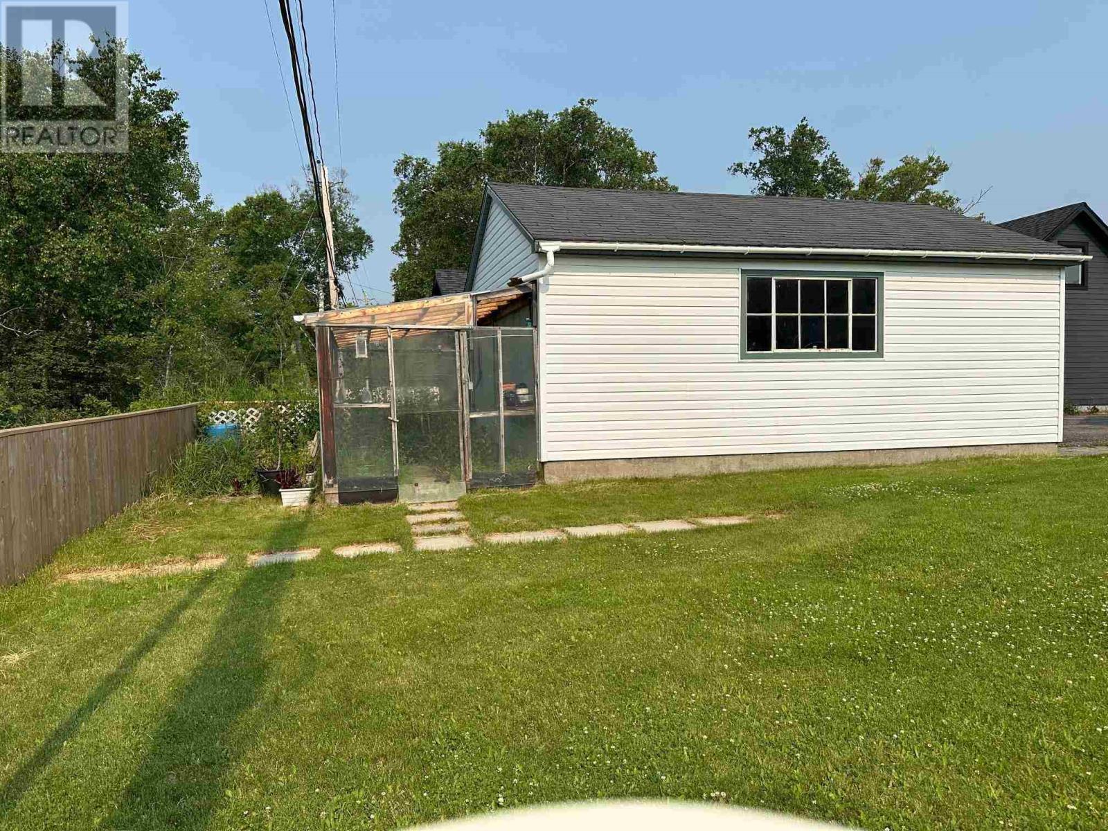 18 Elizabeth Ave, Terrace Bay, Ontario  P0T 2W0 - Photo 5 - TB252159