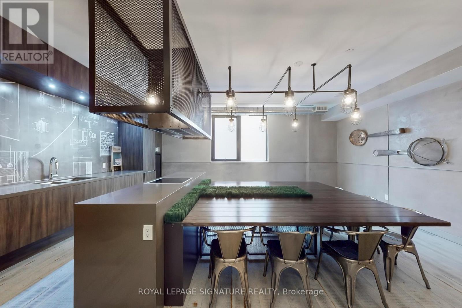 608 - 1990 Bloor Street W, Toronto, Ontario  M6P 3L1 - Photo 19 - W12589806