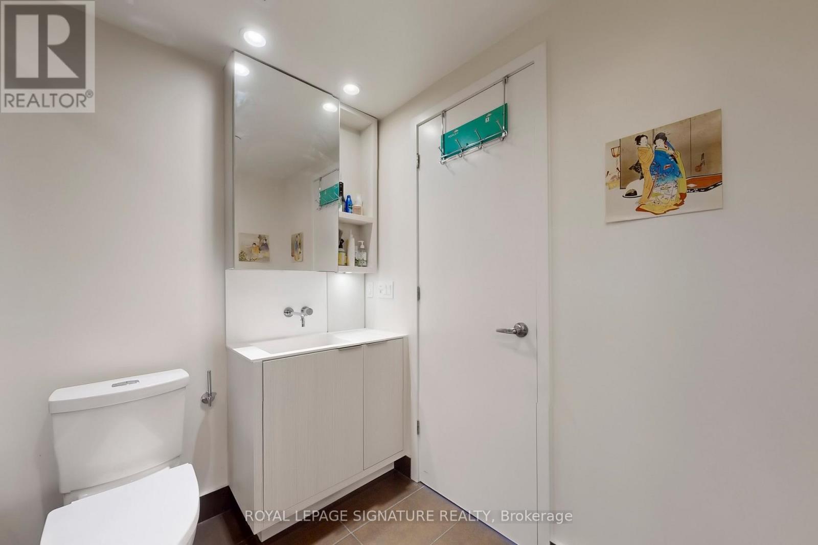 608 - 1990 Bloor Street W, Toronto, Ontario  M6P 3L1 - Photo 14 - W12589806