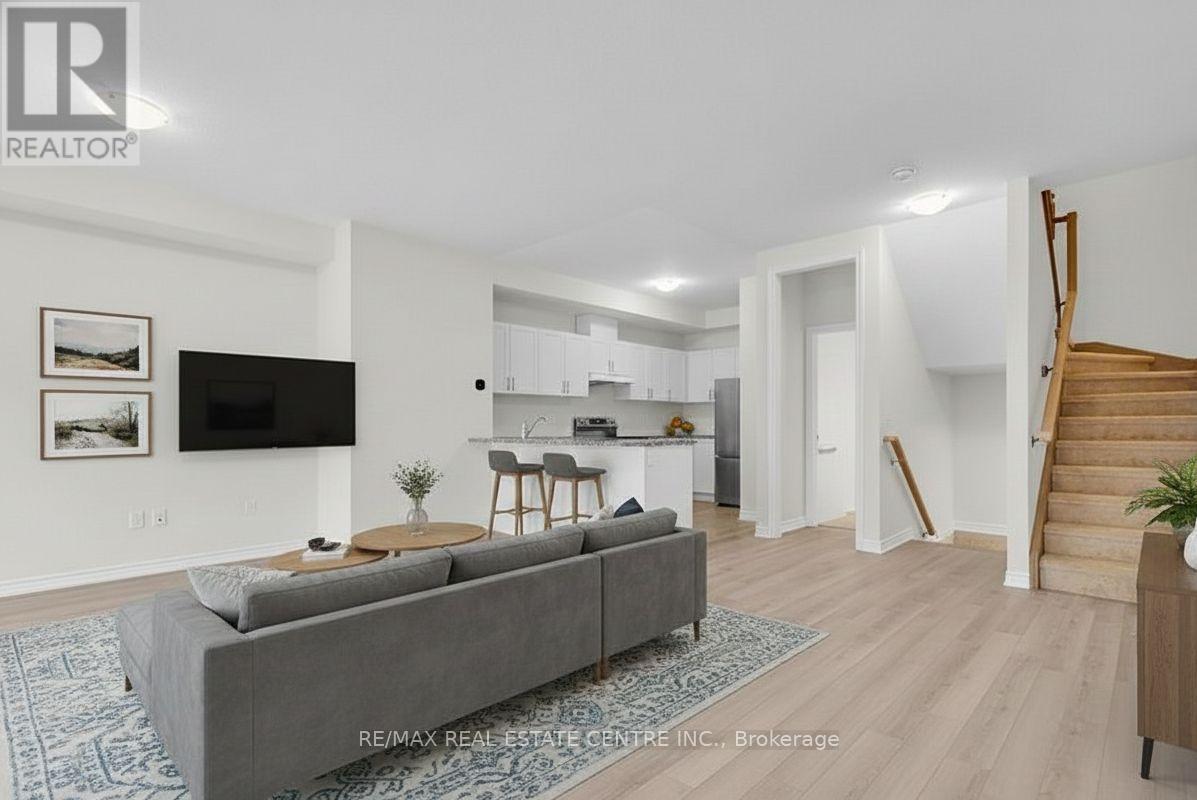 147 - 677 Park Road N, Brantford, Ontario N3R 0C2 - Photo 3 - X12583612