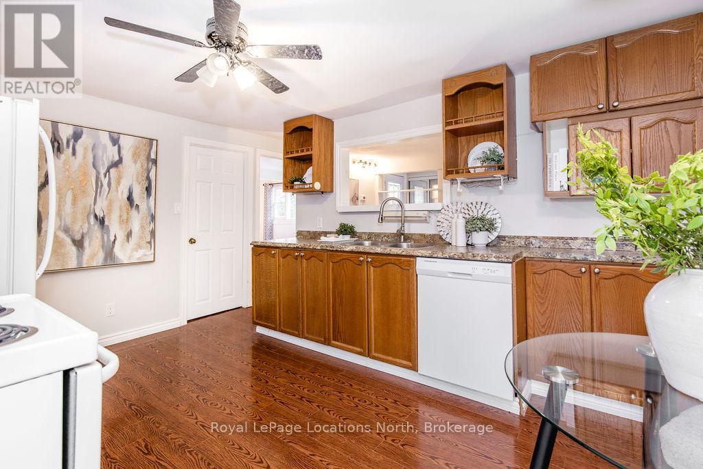 55 47th Street N, Wasaga Beach, Ontario  L9Y 1Y5 - Photo 12 - S12589930