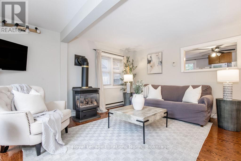 55 47th Street N, Wasaga Beach, Ontario  L9Y 1Y5 - Photo 3 - S12589930