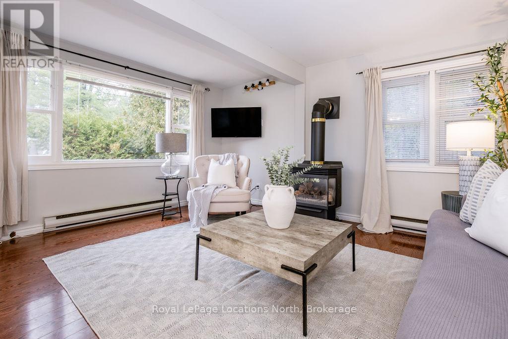 55 47th Street N, Wasaga Beach, Ontario  L9Y 1Y5 - Photo 4 - S12589930