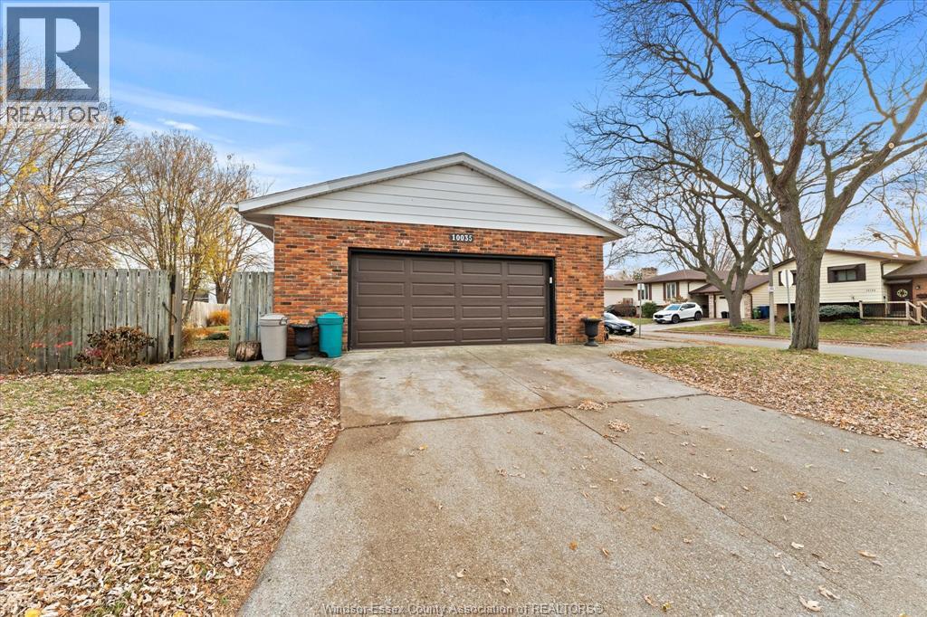 10035 Aspen Lane, Windsor, Ontario  N8R 2B7 - Photo 4 - 25029267
