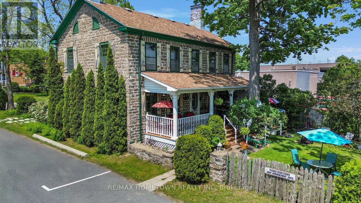 495 King Street W, Prescott, Ontario  K0E 1T0 - Photo 4 - X12589980