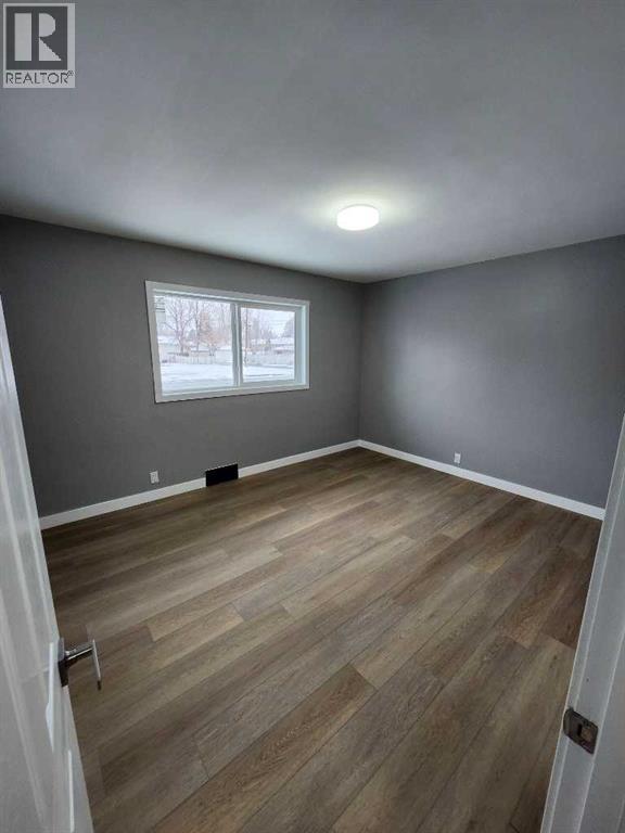 2402 5th Avenue, Lethbridge, Alberta  T1J 0X3 - Photo 8 - A2266071