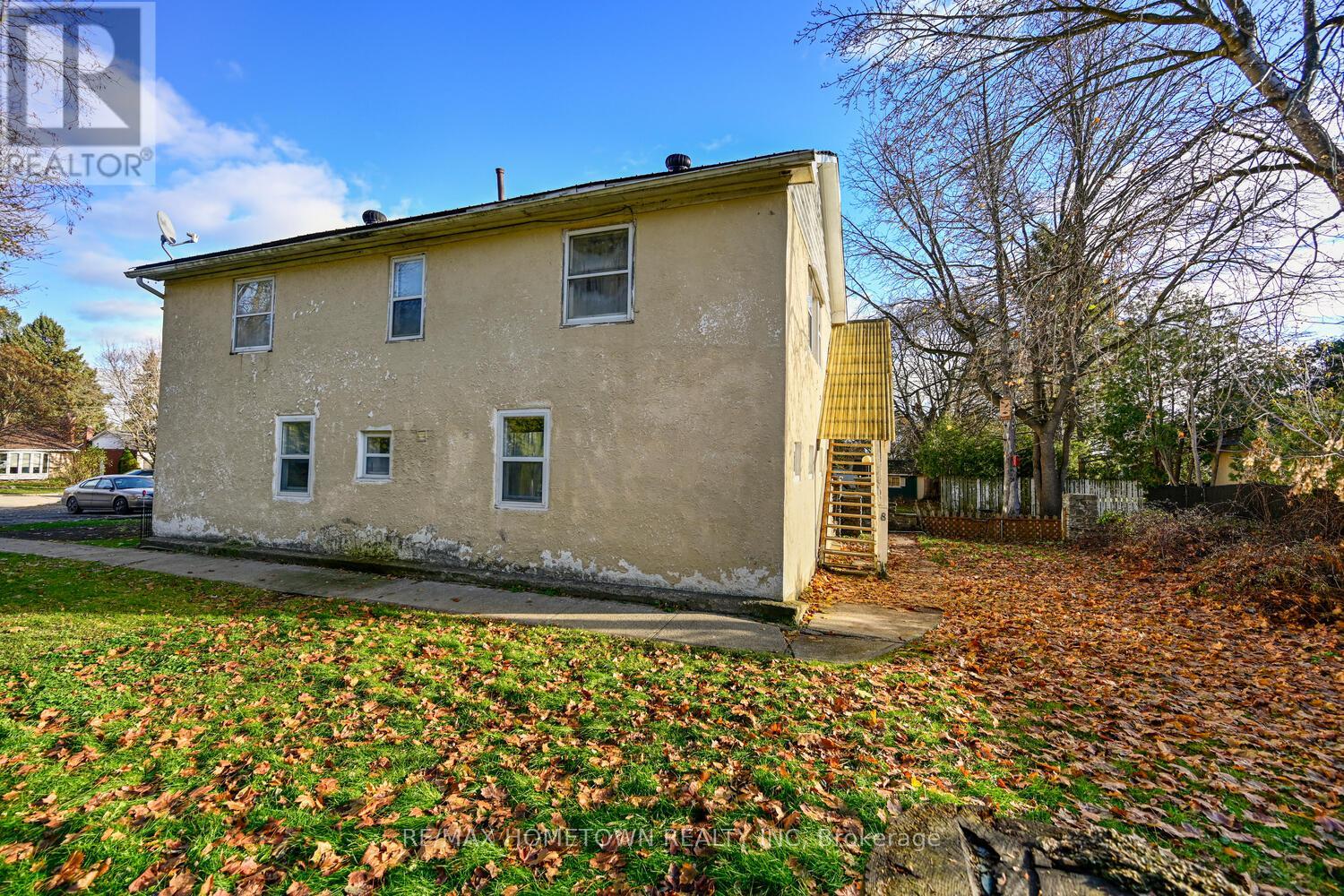 10 Belvedere Place, Brockville, Ontario K6V 3A4 - Photo 11 - X12590036