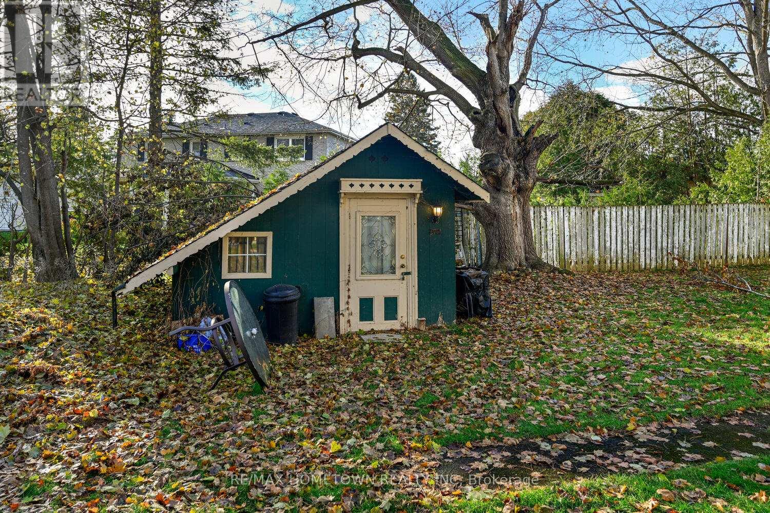 10 Belvedere Place, Brockville, Ontario K6V 3A4 - Photo 14 - X12590036