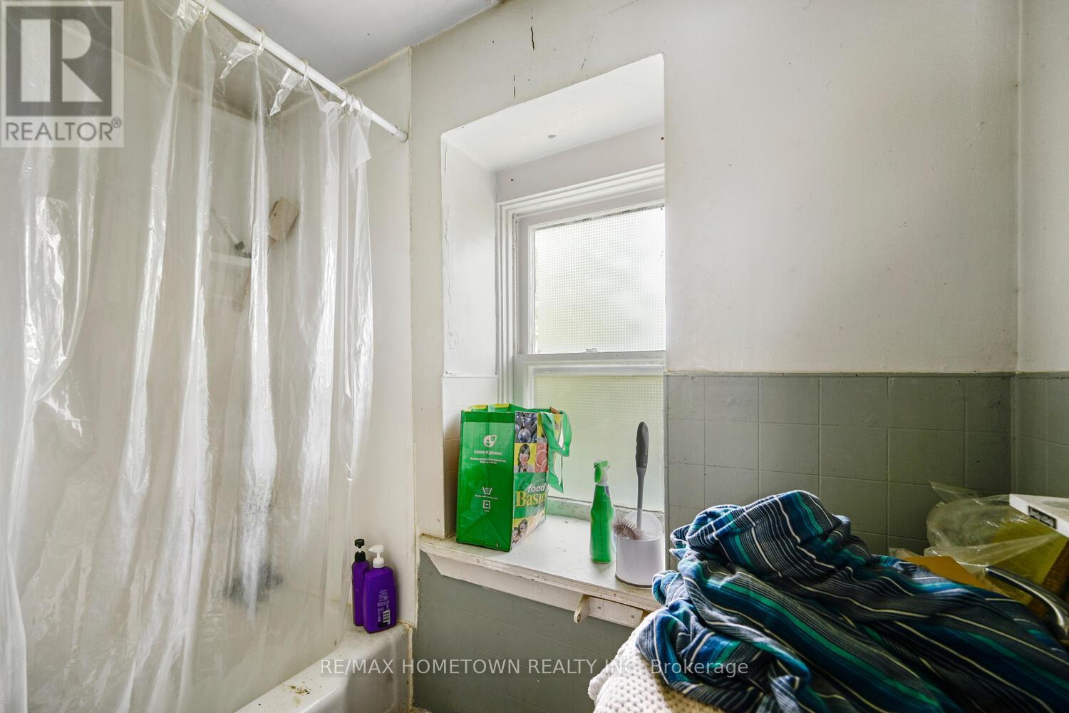 10 Belvedere Place, Brockville, Ontario K6V 3A4 - Photo 26 - X12590036