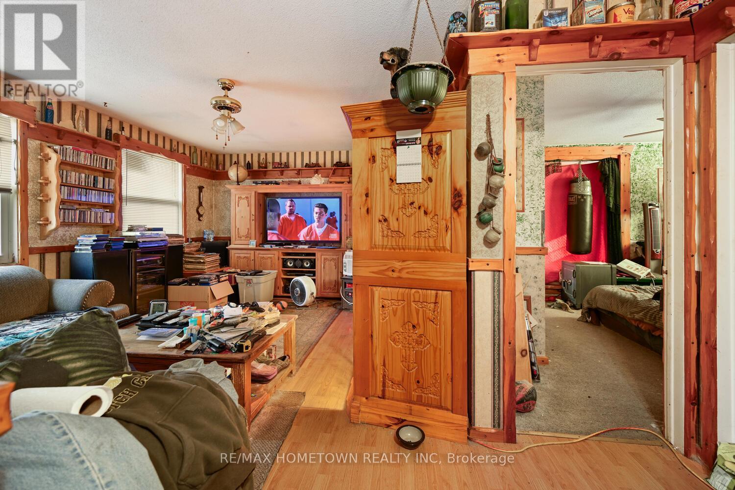 10 Belvedere Place, Brockville, Ontario K6V 3A4 - Photo 30 - X12590036