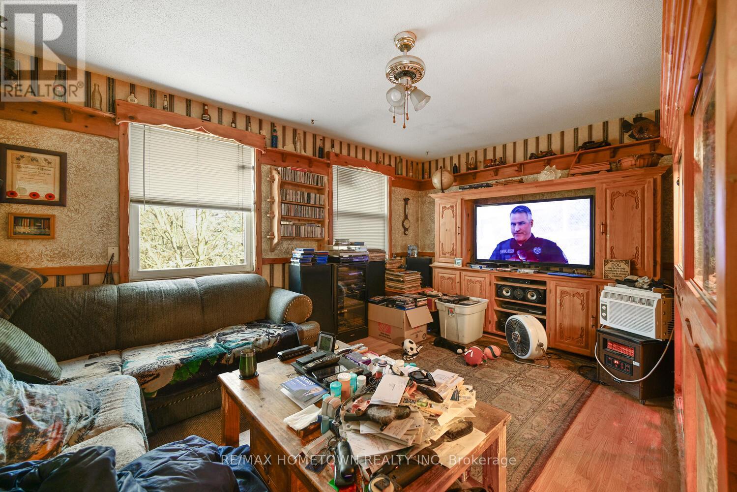 10 Belvedere Place, Brockville, Ontario K6V 3A4 - Photo 31 - X12590036