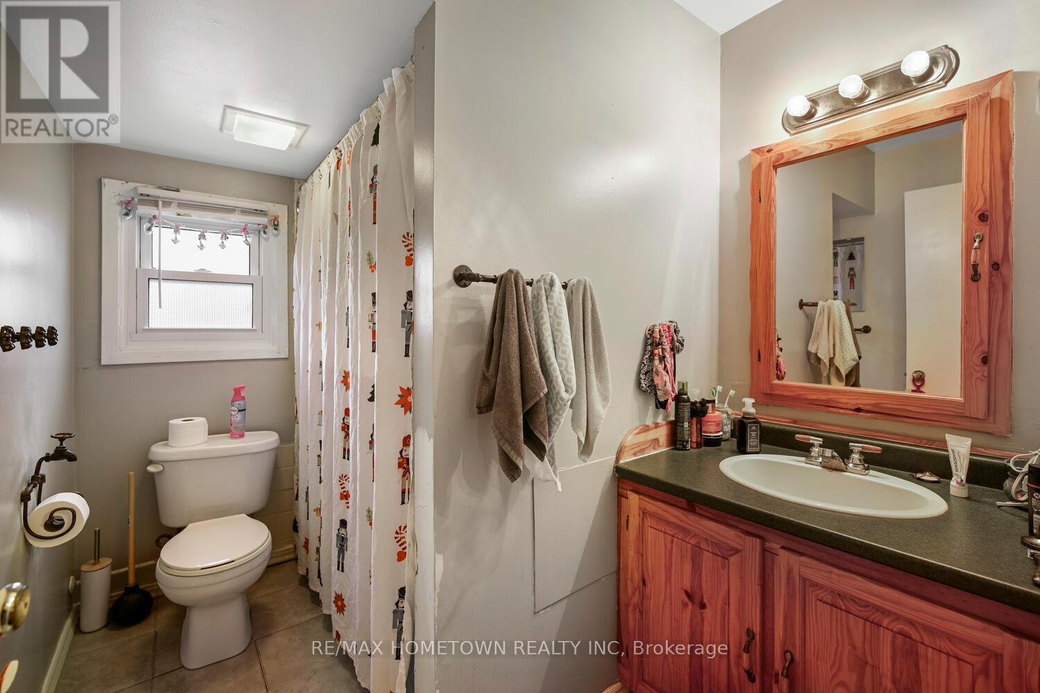 10 Belvedere Place, Brockville, Ontario K6V 3A4 - Photo 45 - X12590036