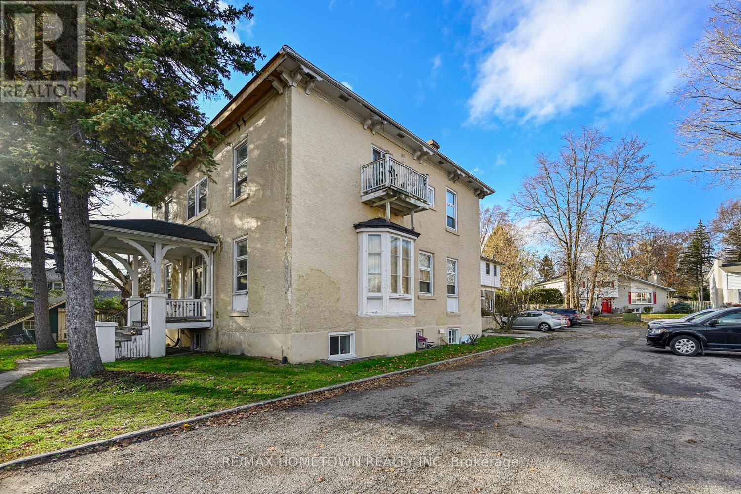 10 Belvedere Place, Brockville, Ontario K6V 3A4 - Photo 5 - X12590036