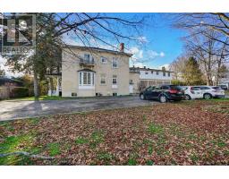 10 BELVEDERE PLACE, Brockville, Ontario