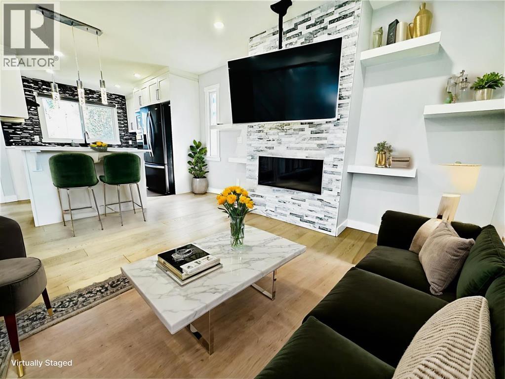 10304 Elbow Drive Sw, Calgary, Alberta  T2W 1G1 - Photo 4 - A2270871