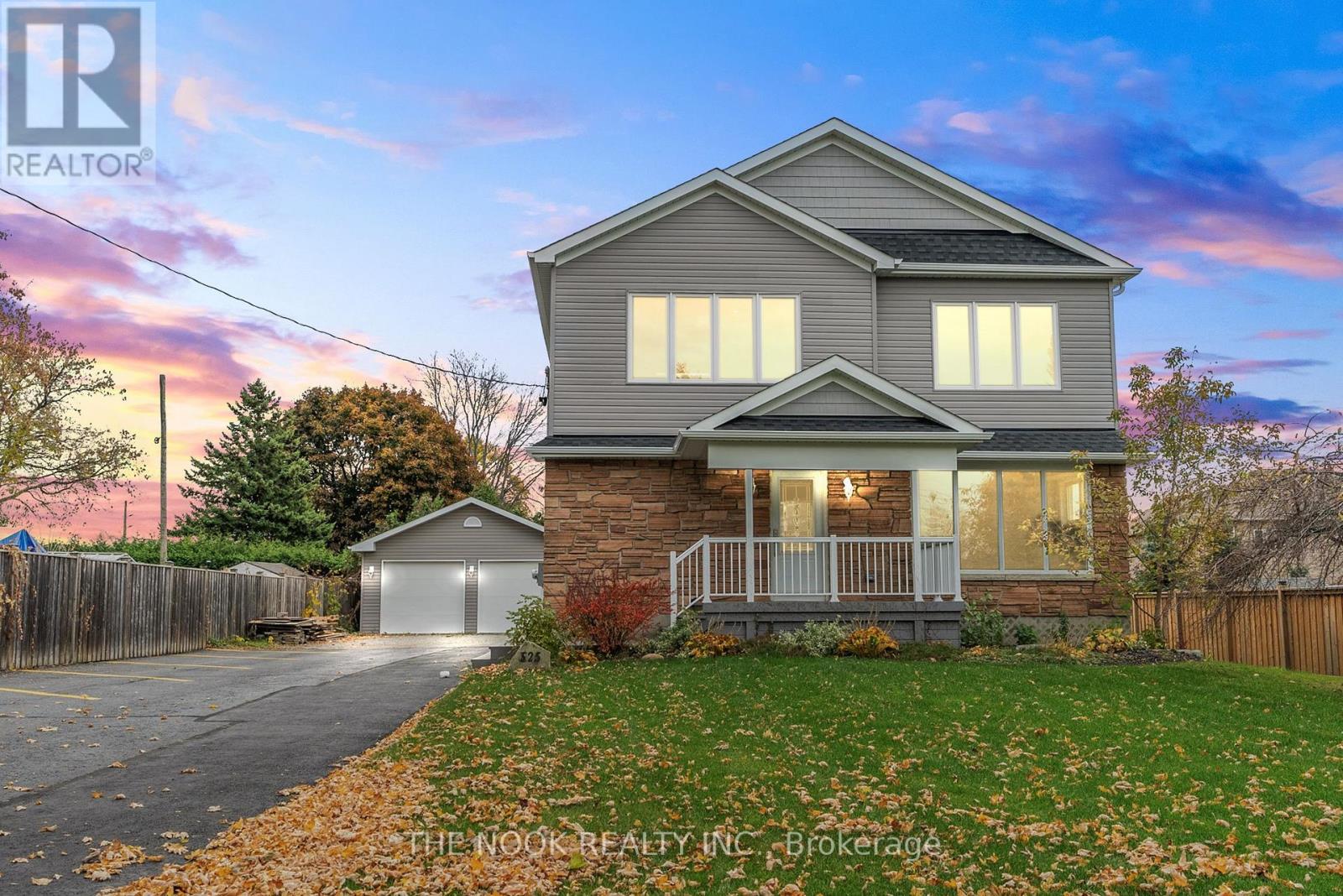 525 LARRY AVENUE, Oshawa, Ontario